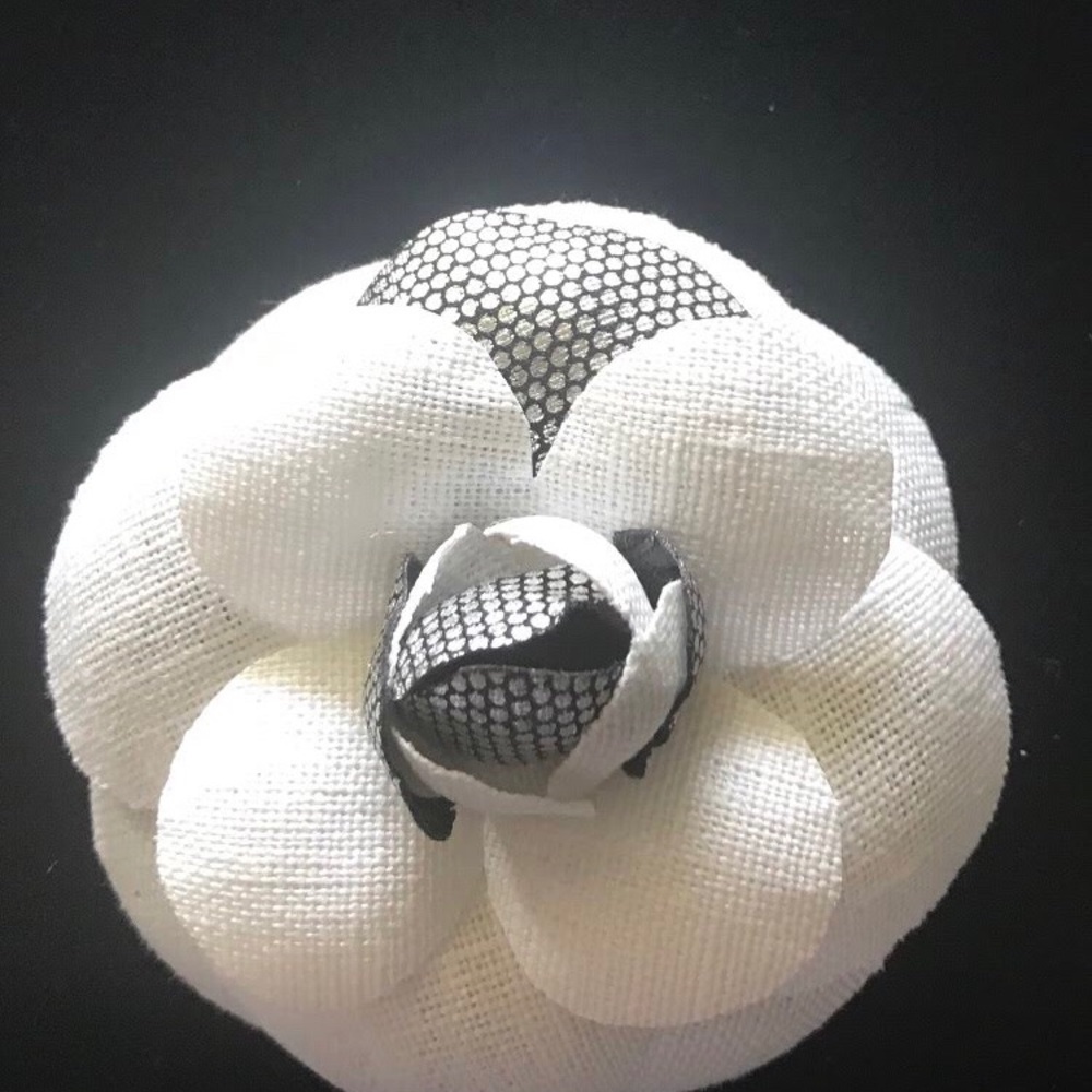 Flower Pin